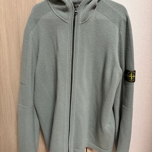 스톤아일랜드 니트 후드집업