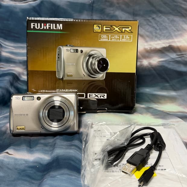 후지필름 파인픽스 f80exr 실버 커메라 미품박스셋🤍✨