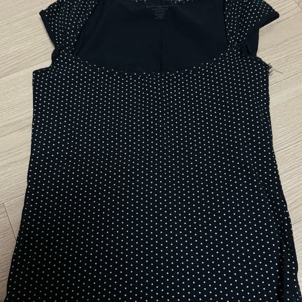 브랜디멜빌 도트 탑(카리나 착용)