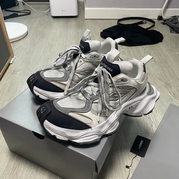 발렌시아가 카고 42