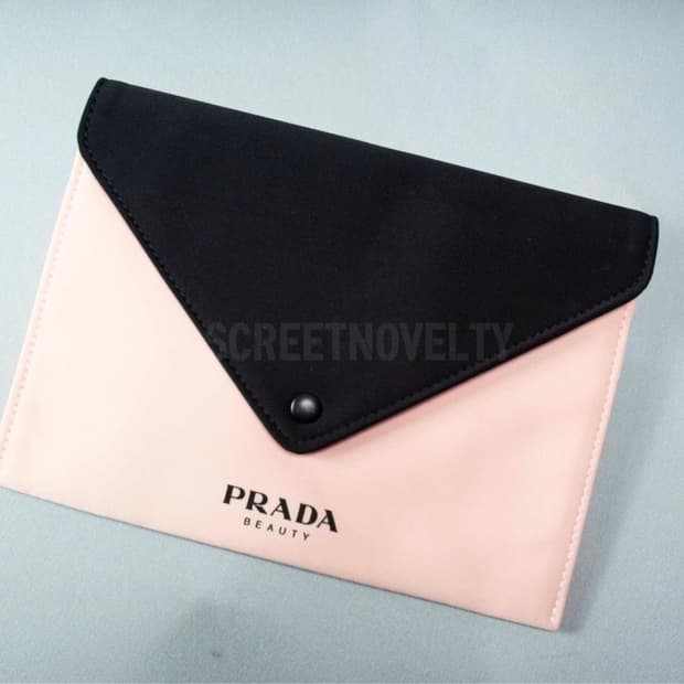  프라다뷰티 클러치 핸드 파우치 핑크&블랙