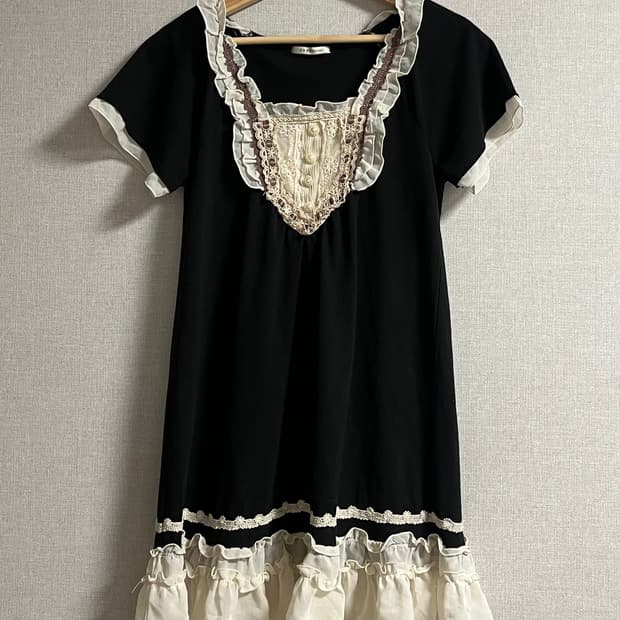 [로맨틱 / 라떼] axes femme 반팔 원피스