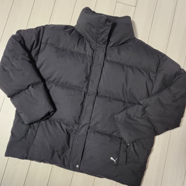 새상품급)푸마 다운 숏패딩 사이즈100(L)