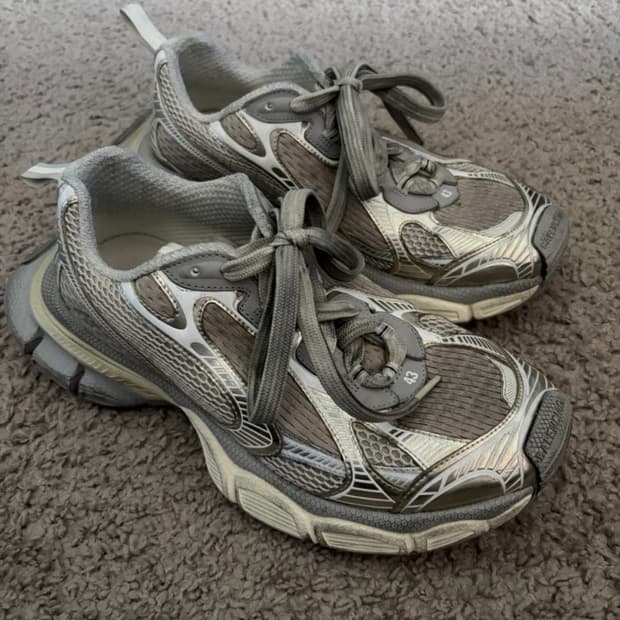 발렌시아가 3xl 에그쉘 43