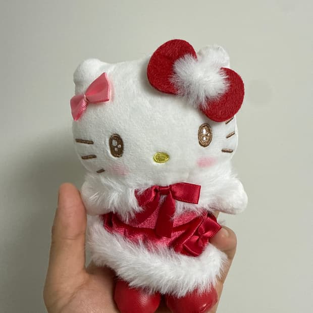 새상품 산리오 헬로키티 생일기념쿠지 마스코트상 