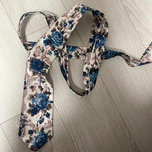 오리엔탈 블루 로즈 플라워 넥타이 빈티지 