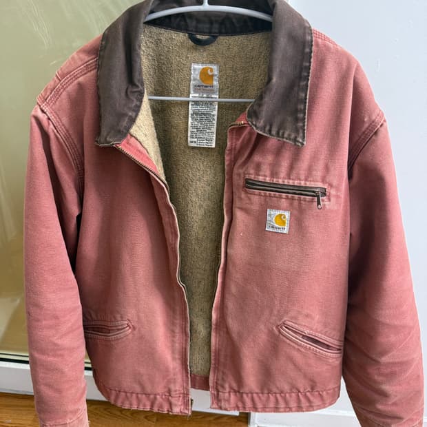 wj097 vrs XL carhartt