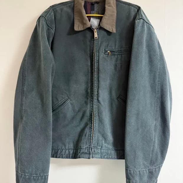 [44]00s 칼하트 J01  BLK 44 사이즈