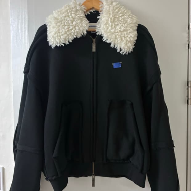 아더에러 양털 카라 자켓 