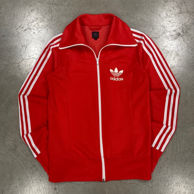 아디다스 레드 컬러 유로파 트랙탑