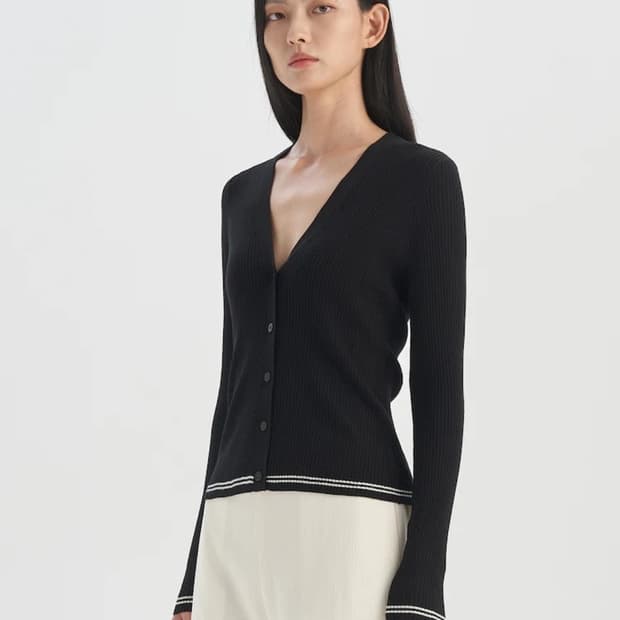 띠어리 2023 리갈 울 가디건 s사이즈