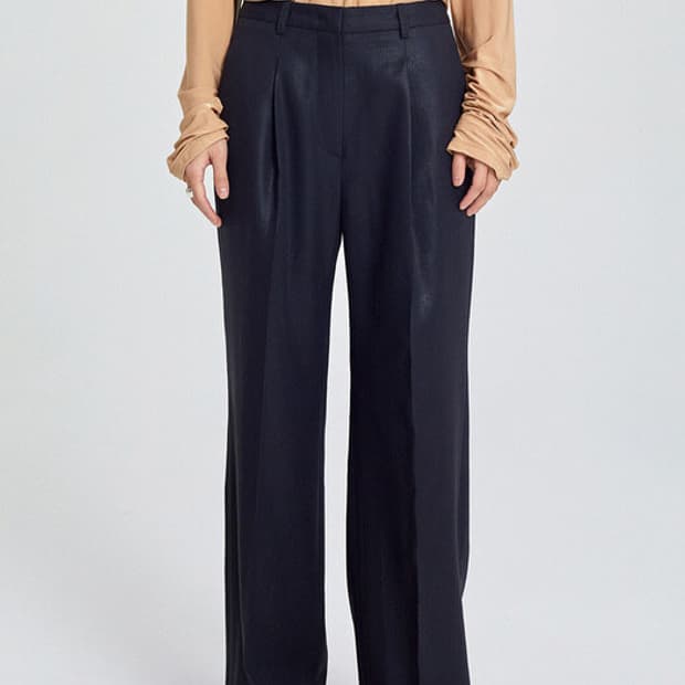 티크 SLEEK BLACK WIDE TUCK-PANTS