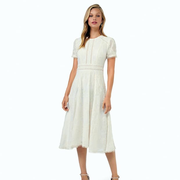 포에버뉴(forever new) 펀칭 자수원피스 44