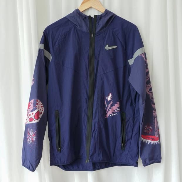 NIKE 러닝 스카치 스우시 윈드브레이커 (L)