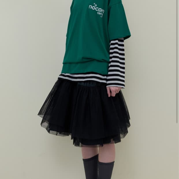 Mesh Flare SK _ Black