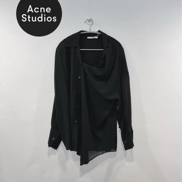 아크네 Acne 언발란스 실크 블라우스