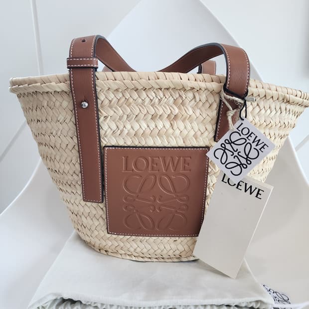 로에베 바스켓 라피아백(미듐)