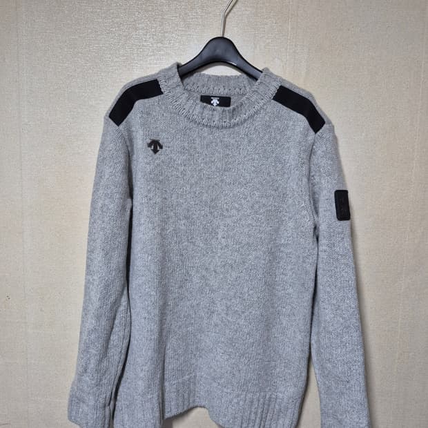 데상트 듀얼리스 헤비 스웨터