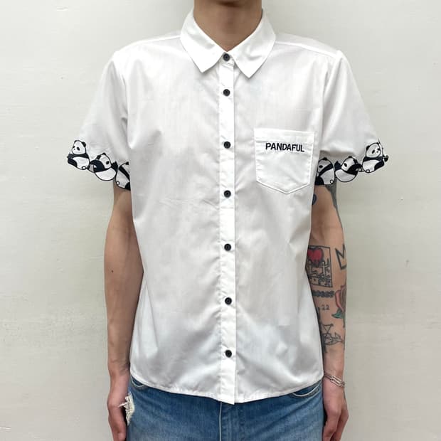 Wappen White Shirt with Sleeve Panda