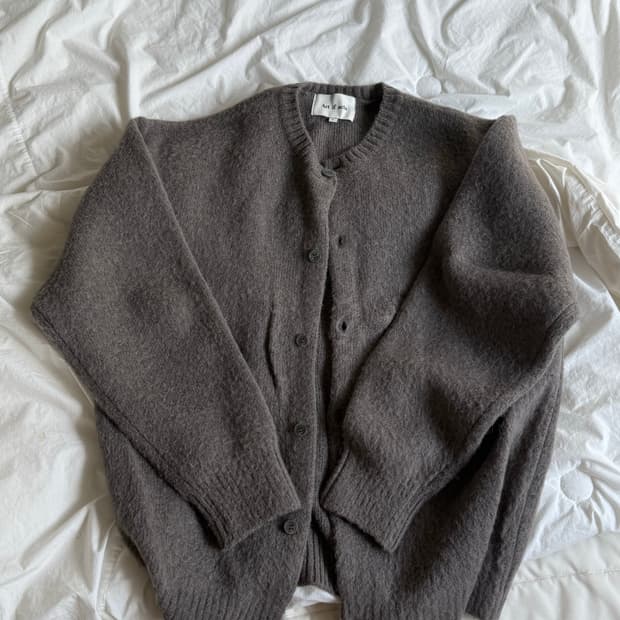 아트이프액츠 라운드넥 모헤어 가디건