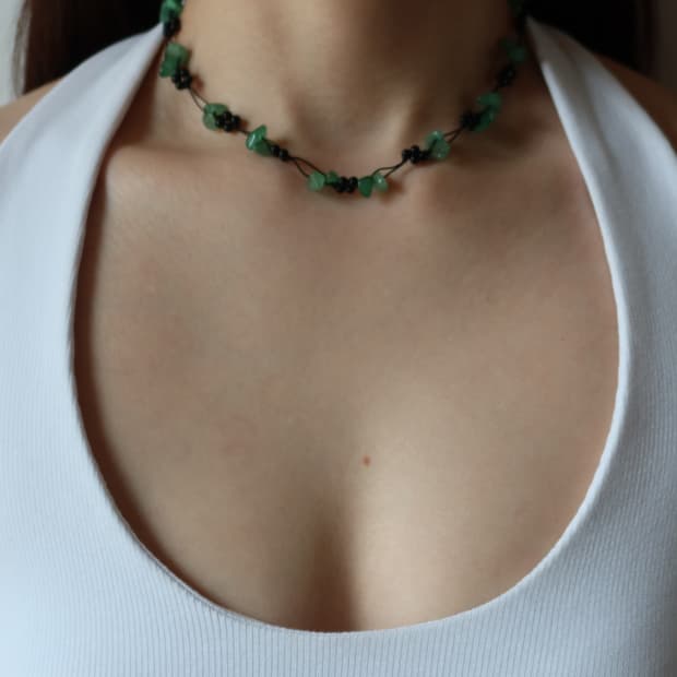 green stone necklace
