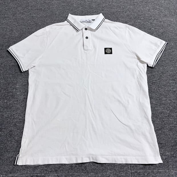 스톤아일랜드 22ss 화이트 폴로 셔츠