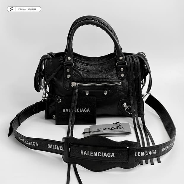 발렌시아가 시티백 로고 미니 판매합니다.