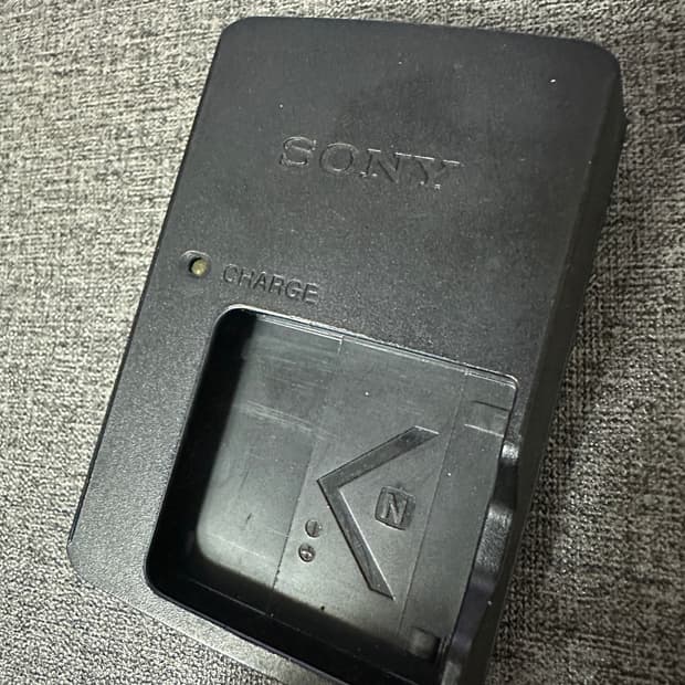 소니 SONY 정품충전기 BS-CSNB (NP-BN/1 배터리 w810