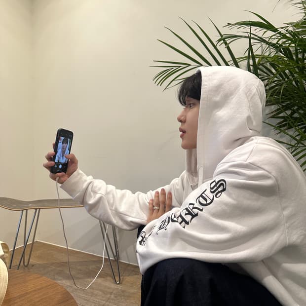 크롬하츠 스크롤 로고 플리스 후드집업 화이트 XL