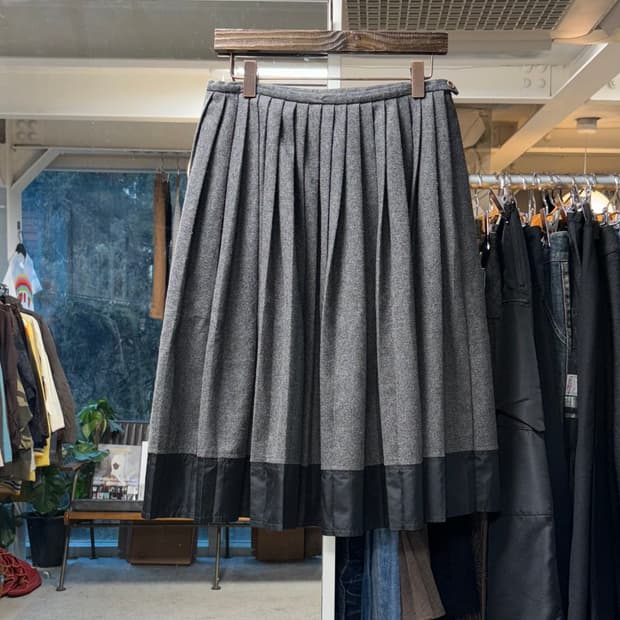 스포츠막스 플리츠 울 스커트