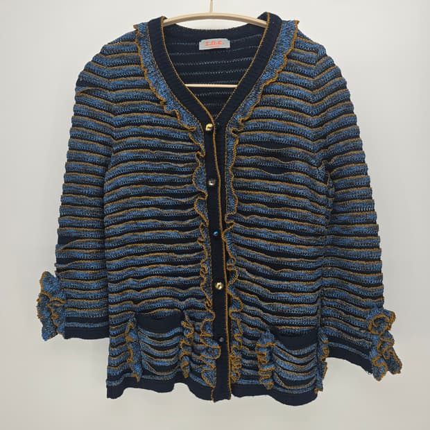 이태리 수입 Z.O.E 프릴 니트 가디건 블루