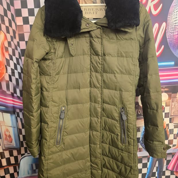 버버리 브릿(Burberry Brit) 구스다운패딩