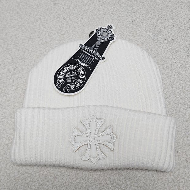 크롬하츠 꼼데 콜라보 비니모자 화이트