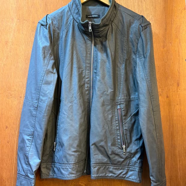 닐바렛 아카이브 테크 레더 자켓