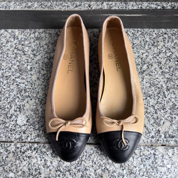 Vintage Chanel Ballet Flats