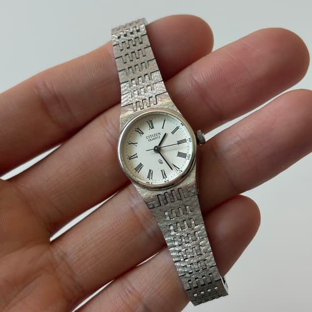 1970s CQ Roman Texture Ladies Quartz