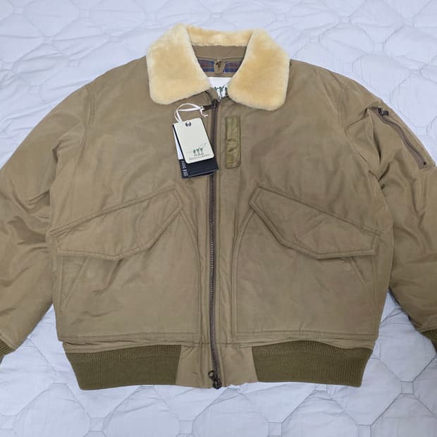 헨리코튼 스핏파이어 빈티지왁스 다운자켓 베이지 100