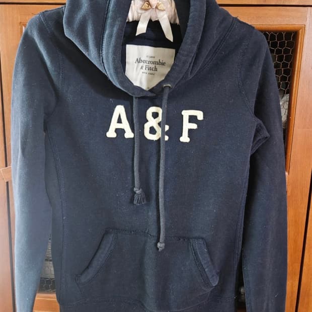 아베크롬비 네이비 후드티 S 사이즈