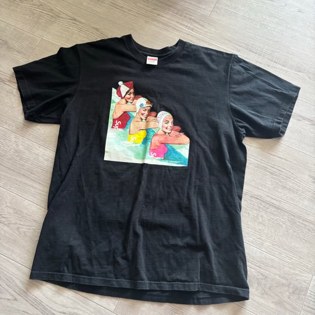 [L] 슈프림 스위머 반팔티 18ss