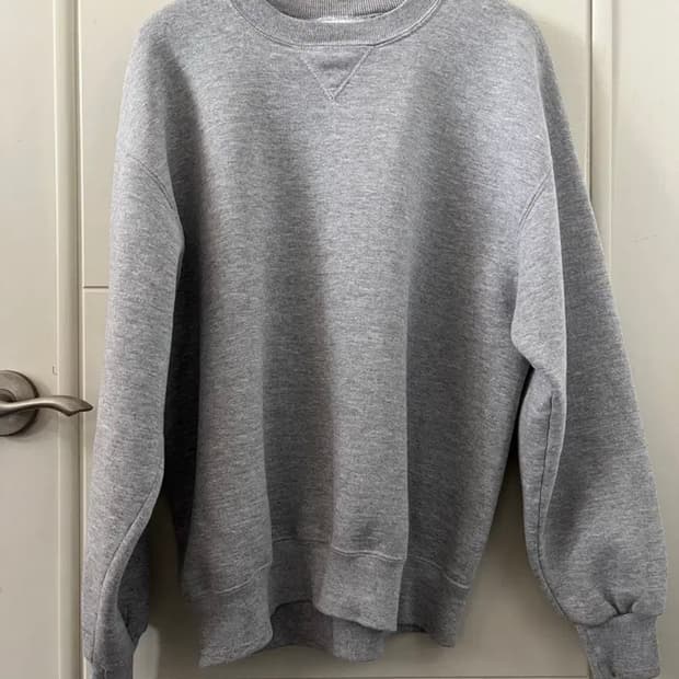 러셀 블랭크 스웻 그레이