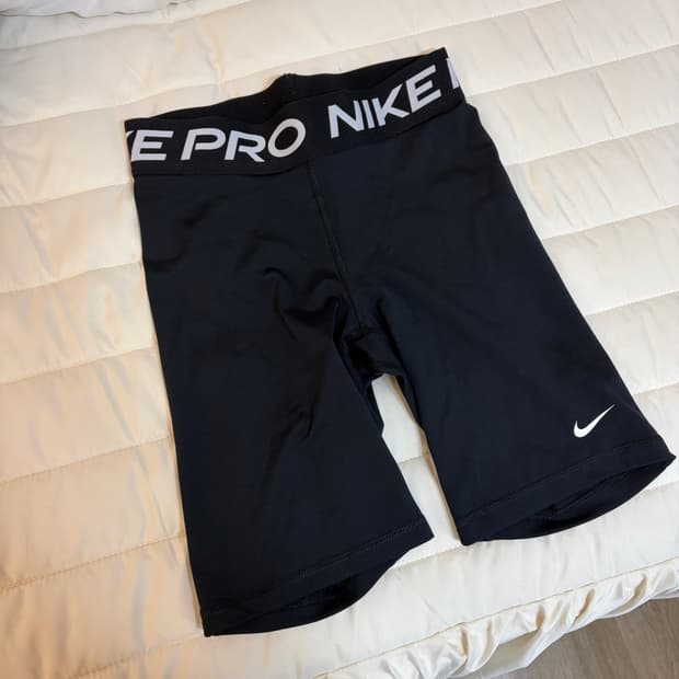 나이키 프로 바이커 쇼츠 S