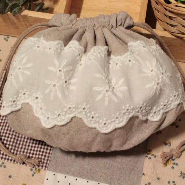 핸드메이드 레이스 스트링 파우치