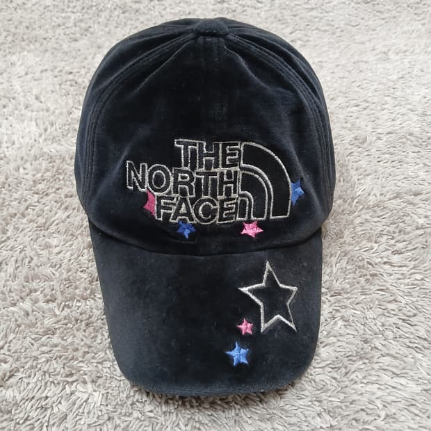 빈티지 노스페이스 블랙 벨벳 별 포인트 볼캡