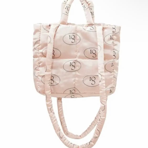 일리고 핑크 패딩 백