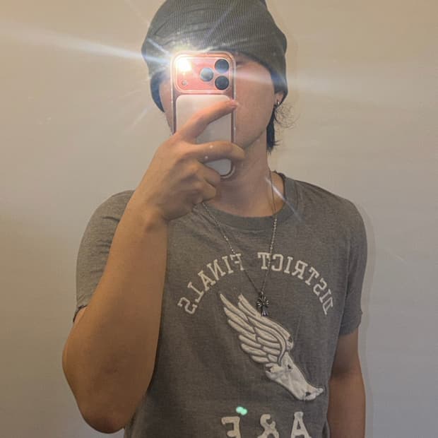 아베크롬비 y2k 티셔츠