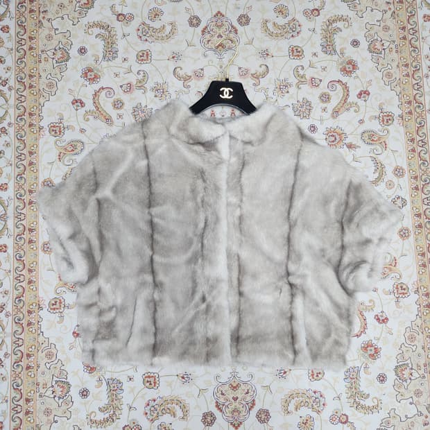 Merry.J 메리제이 여성 페이크퍼 자켓

Free