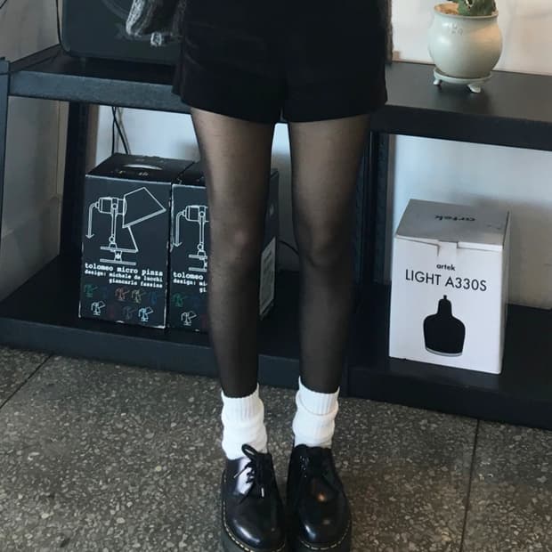 ourcabinet cavin corduroy shorts/s