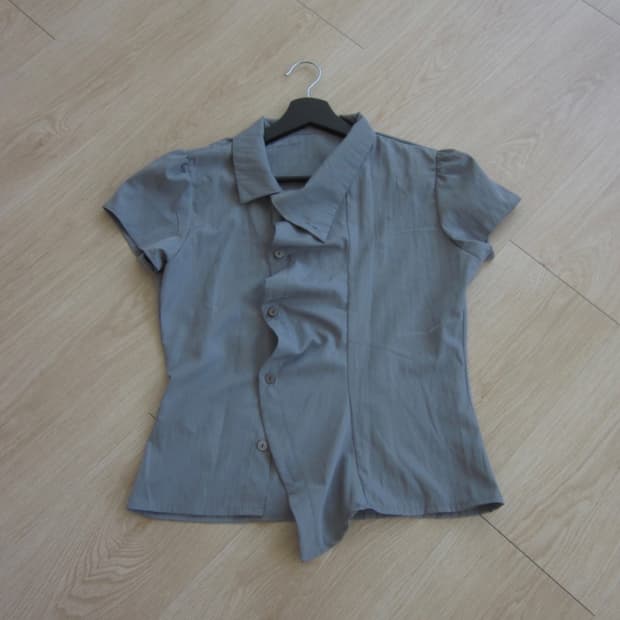 키이라 Unbal shirring shirt