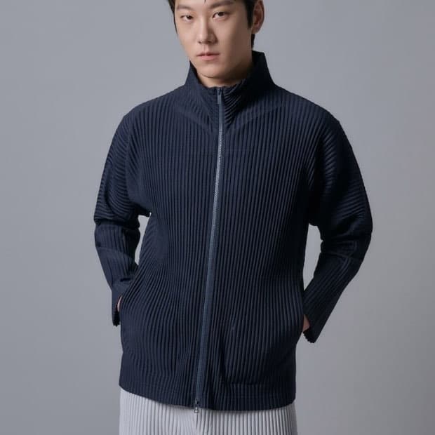 옴므플리세 집업 2