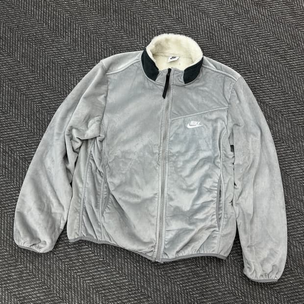 나이키 털 후리스 그레이